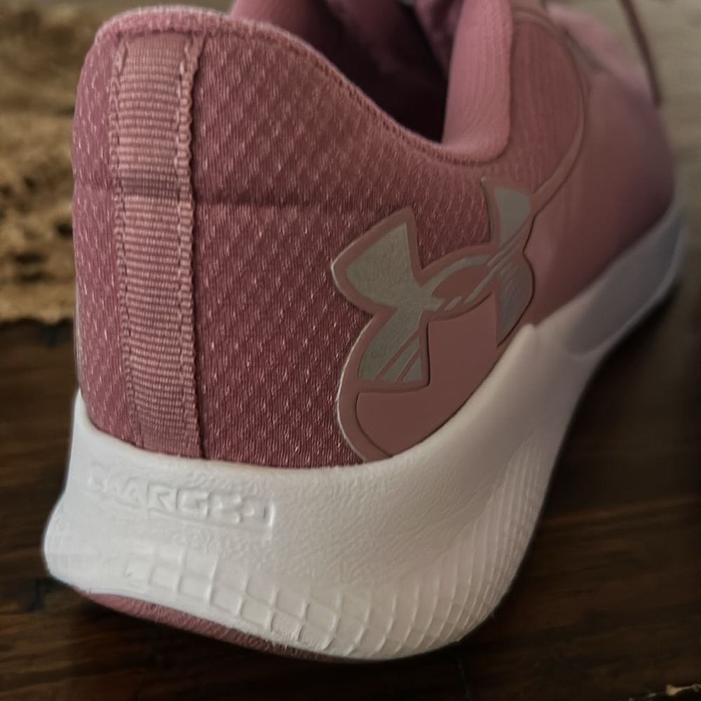 Under Armour Sneakers - Picture 6 of 6